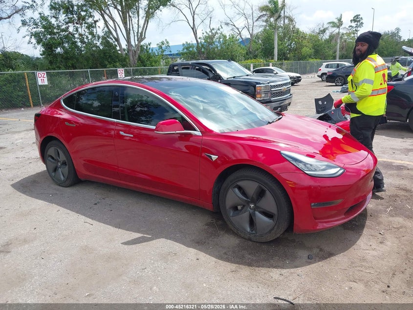 2018 Tesla Model 3 VIN 5YJ3E1EA8JF016777 IAAI salvage auction — LEFT FRONT, Salvage Title, sold $4,100 on 2026-07-23 (photo 1)