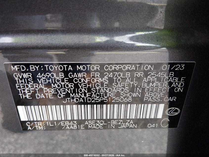 2023 Lexus Is VIN JTHDA1D25P5125068 IAAI salvage auction — SIDE, Salvage Title, sold $7,000 on 2026-07-30 (photo 9)