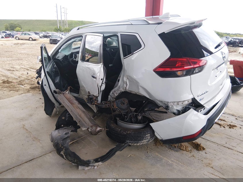 2017 Nissan Rogue VIN KNMAT2MV8HP503534 IAAI salvage auction — LEFT SIDE, Salvage Title, sold $450 on 2026-07-07 (photo 3)