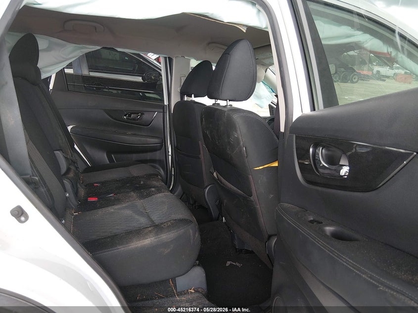 2017 Nissan Rogue VIN KNMAT2MV8HP503534 IAAI salvage auction — LEFT SIDE, Salvage Title, sold $450 on 2026-07-07 (photo 8)