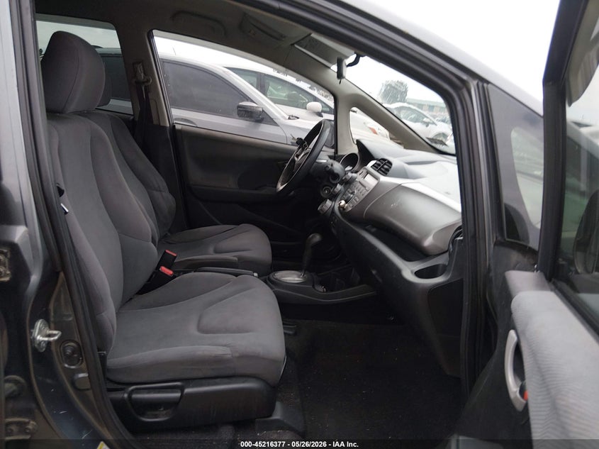 2013 Honda Fit VIN JHMGE8H34DC012491 IAAI salvage auction — NORMAL WEAR, Clear (Pennsylvania), sold $1,325 on 2026-07-29 (photo 5)