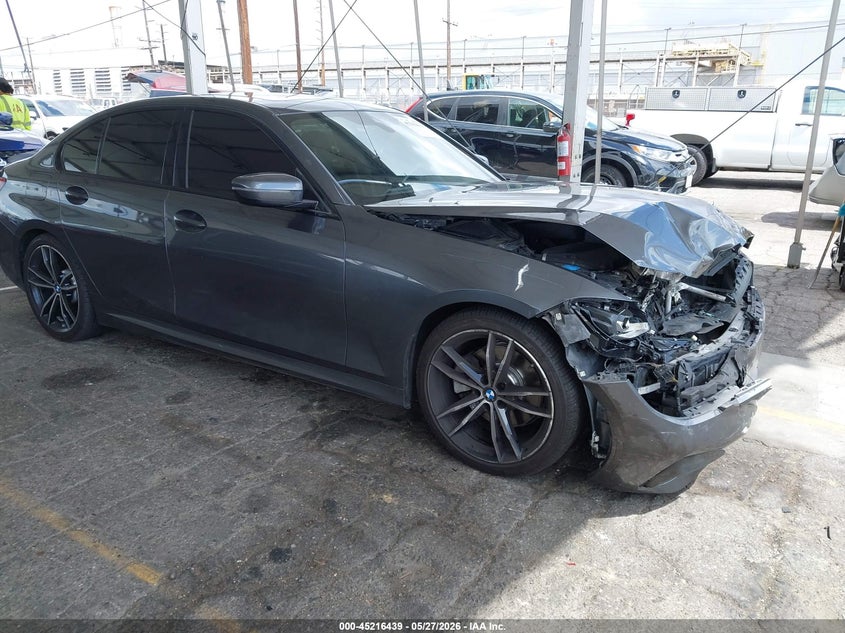 2019 BMW 3er VIN WBA5R1C5XKFH15540 — IAAI salvage auction photo