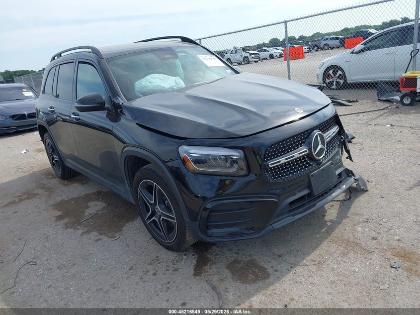 2024 Mercedes-benz Glb VIN W1N4M4GB0RW353474 IAAI salvage auction — SIDE, Salvage Title, sold $8,300 on 2026-07-11 (photo 1)