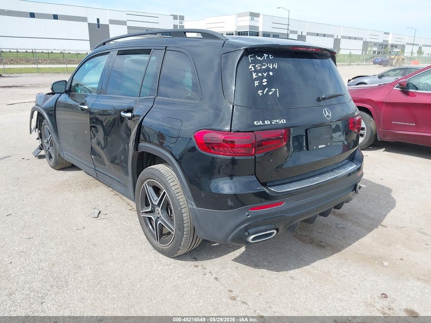 2024 Mercedes-benz Glb VIN W1N4M4GB0RW353474 IAAI salvage auction — SIDE, Salvage Title, sold $8,300 on 2026-07-11 (photo 3)