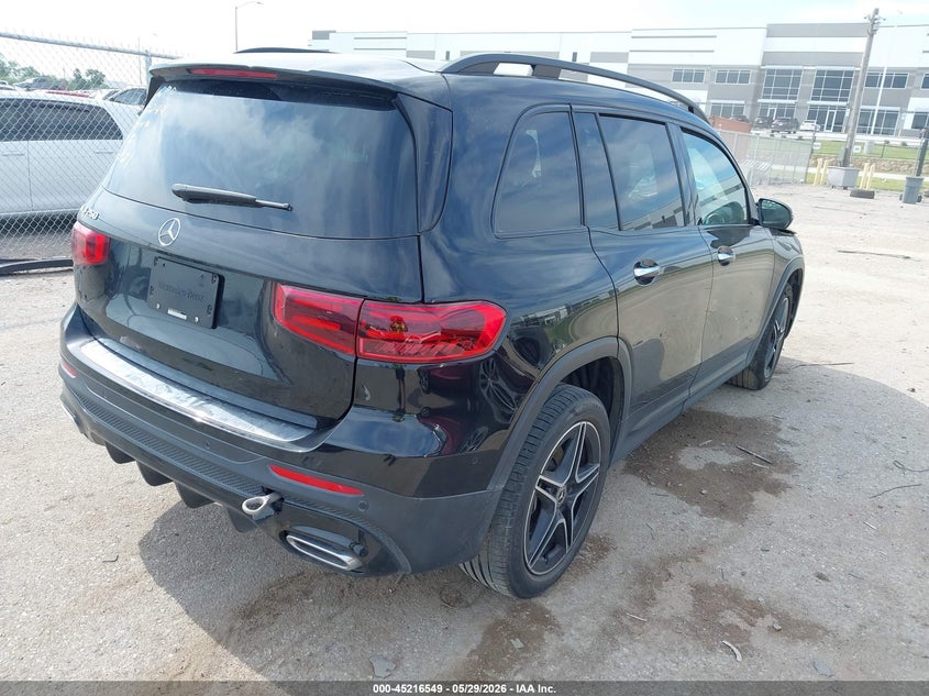 2024 Mercedes-benz Glb VIN W1N4M4GB0RW353474 IAAI salvage auction — SIDE, Salvage Title, sold $8,300 on 2026-07-11 (photo 4)