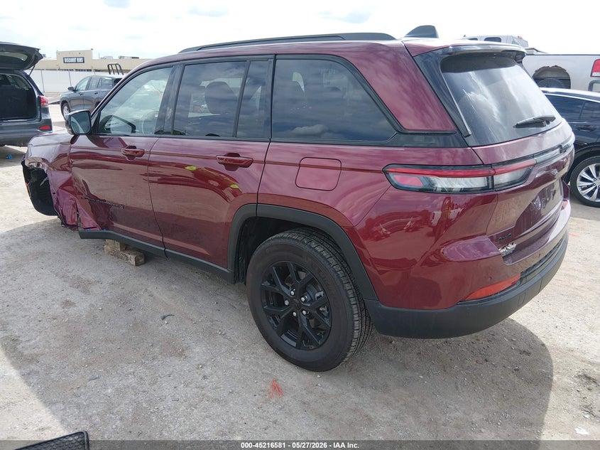2025 Jeep Grand cherokee VIN 1C4RJHAG5SC342477 IAAI salvage auction — LEFT FRONT, Salvage Title, sold $14,700 on 2026-07-24 (photo 3)