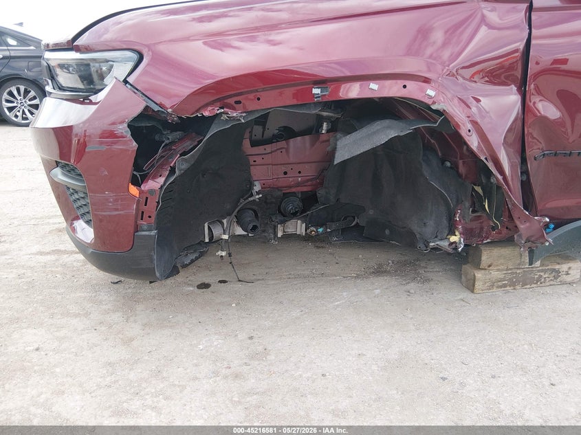 2025 Jeep Grand cherokee VIN 1C4RJHAG5SC342477 IAAI salvage auction — LEFT FRONT, Salvage Title, sold $14,700 on 2026-07-24 (photo 6)