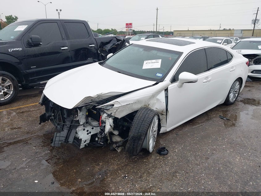 2015 Lexus ES VIN JTHBK1GGXF2207597 IAAI salvage auction — FRONT END, Salvage (Texas), sold $3,100 on 2026-07-29 (photo 2)