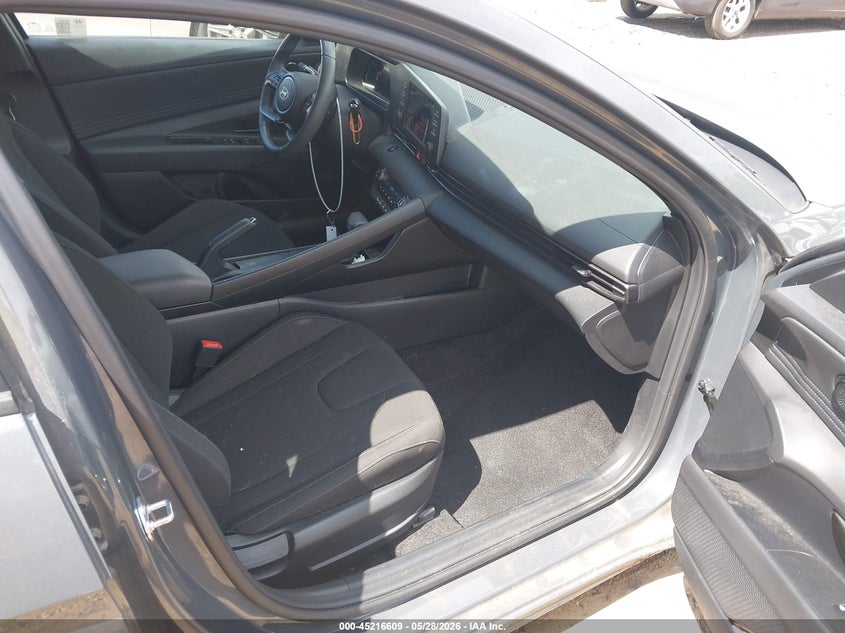 2025 Hyundai Elantra VIN KMHLM4DG0SU021129 IAAI salvage auction — FRONT END, Salvage Title, sold $5,850 on 2026-07-21 (photo 5)