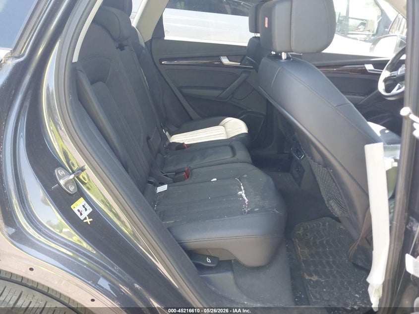 2018 Audi Q5 VIN WA1BNAFY8J2210522 IAAI salvage auction — RIGHT SIDE, Salvage (Massachusetts), sold $6,200 on 2026-07-24 (photo 8)