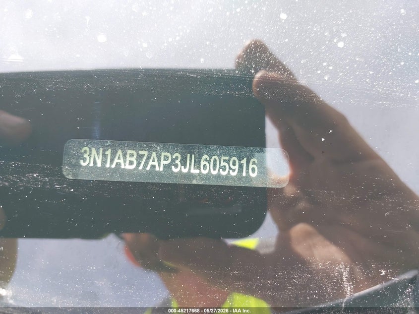 2018 Nissan Sentra VIN 3N1AB7AP3JL605916 IAAI salvage auction — SIDE, Salvage Title, sold $550 on 2026-07-05 (photo 9)