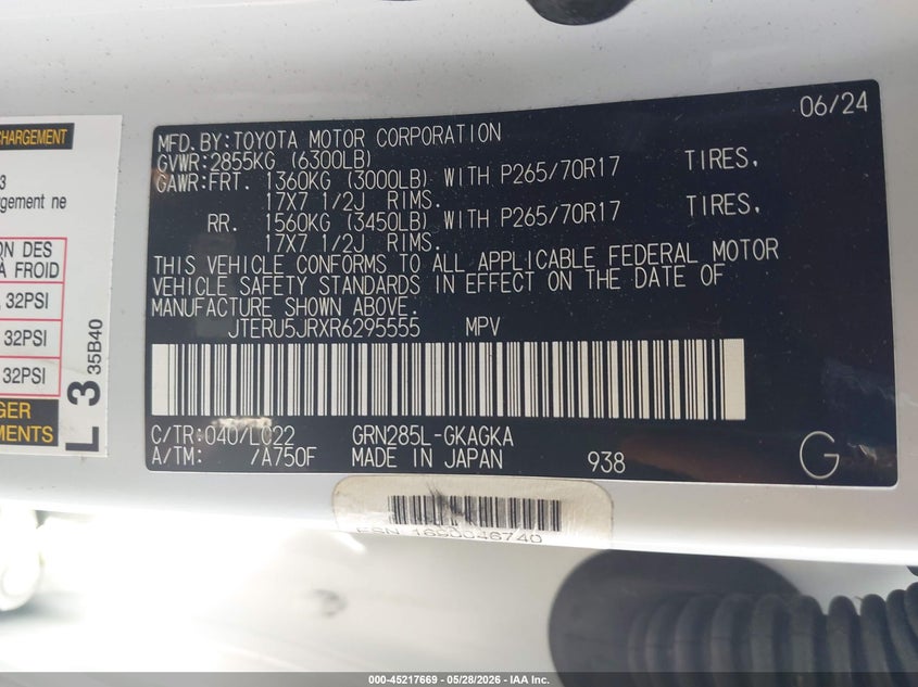 2024 Toyota 4runner VIN JTERU5JRXR6295555 IAAI salvage auction — FRONT & REAR, Salvage Title, sold $25,950 on 2026-07-15 (photo 9)