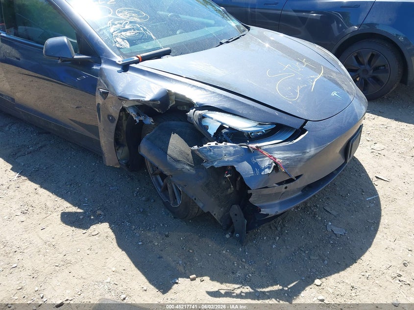 2021 Tesla Model 3 VIN 5YJ3E1EB5MF979195 IAAI salvage auction — RIGHT SIDE, Mv-907A (New York), sold $3,350 on 2026-07-11 (photo 6)