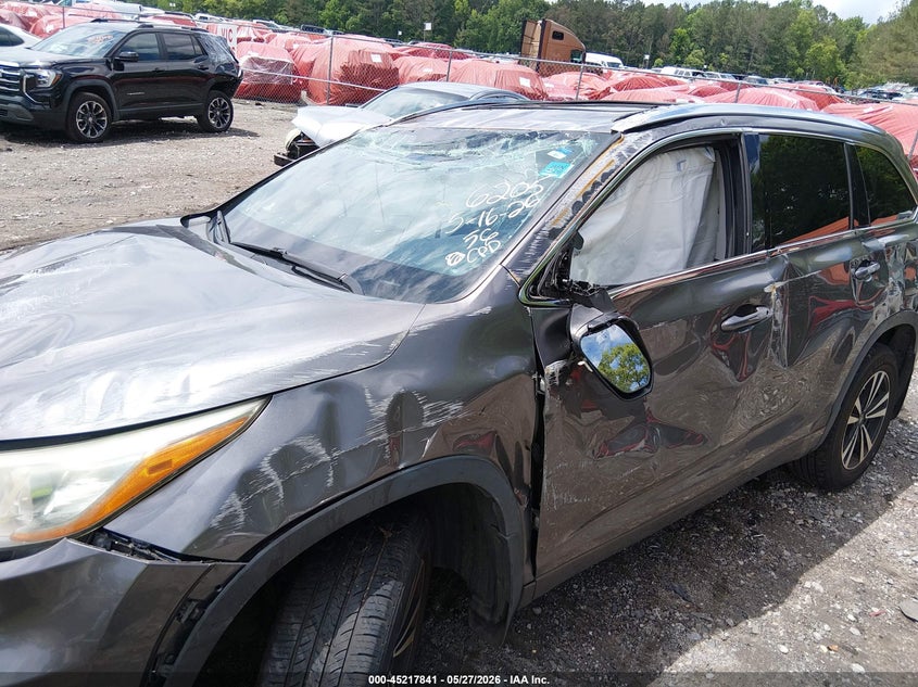 2016 Toyota Highlander VIN 5TDJKRFHXGS356205 IAAI salvage auction — ROLLOVER, Salvage (Georgia), sold $3,000 on 2026-07-17 (photo 6)
