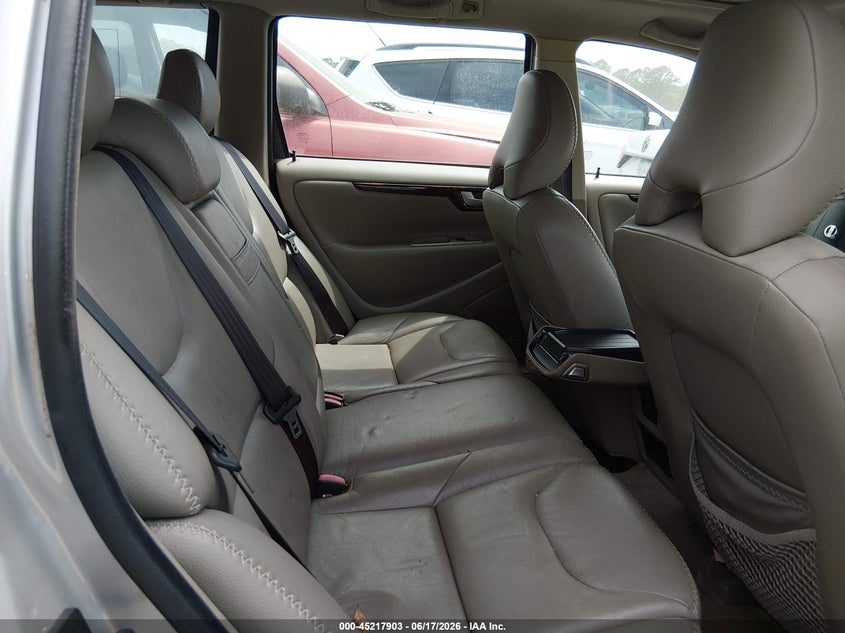 2005 Volvo Xc70 VIN YV1SZ592851205027 IAAI salvage auction — FRONT END, Repossession Paperwork (South Carolina), sold $275 on 2026-07-07 (photo 8)