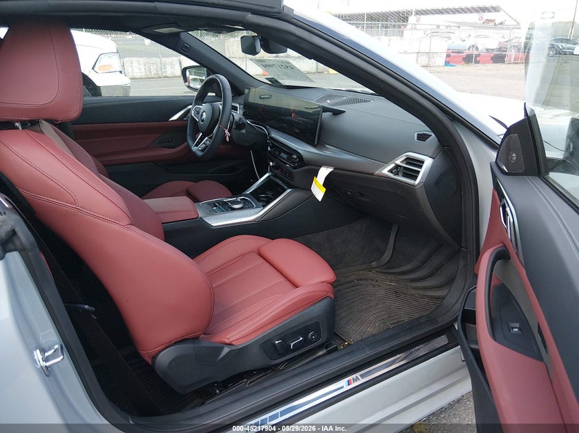 2026 BMW 4er VIN WBA53DB07TCW14108 IAAI salvage auction — REAR END, Salvage Title, sold $38,150 on 2026-07-13 (photo 5)