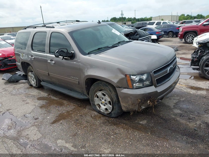 2012 Chevrolet Tahoe VIN 1GNSCBE06CR285721 IAAI salvage auction — RIGHT FRONT, Salvage Title, sold $2,025 on 2026-07-22 (photo 1)