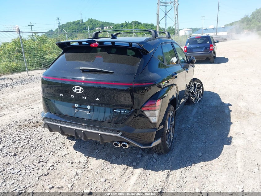 2025 Hyundai Kona VIN KM8HBCA3XSU191621 IAAI salvage auction — RIGHT FRONT, Salvage Title, sold $8,200 on 2026-07-28 (photo 4)