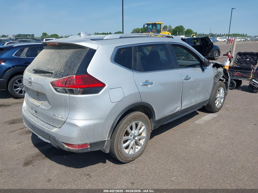 2017 Nissan Rogue VIN JN8AT2MV7HW250393 IAAI salvage auction — RIGHT FRONT, Salvage (Minnesota), sold $2,400 on 2026-07-27 (photo 4)