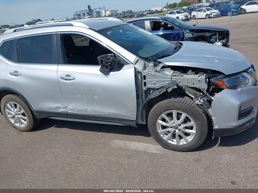 2017 Nissan Rogue VIN JN8AT2MV7HW250393 IAAI salvage auction — RIGHT FRONT, Salvage (Minnesota), sold $2,400 on 2026-07-27 (photo 6)