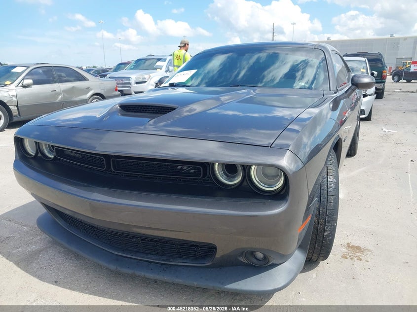 2020 Dodge Challenger VIN 2C3CDZBT5LH139400 IAAI salvage auction — WATER/FLOOD, Salvage (Texas), sold $8,900 on 2026-07-30 (photo 6)