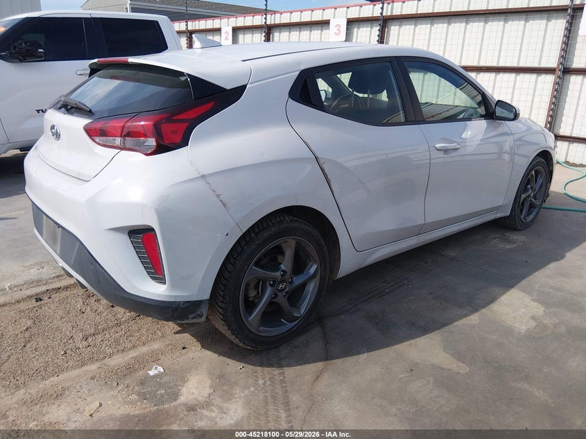 2020 Hyundai Veloster VIN KMHTG6AF1LU024606 IAAI salvage auction — HAIL, Original (Texas), sold $2,750 on 2026-07-14 (photo 4)