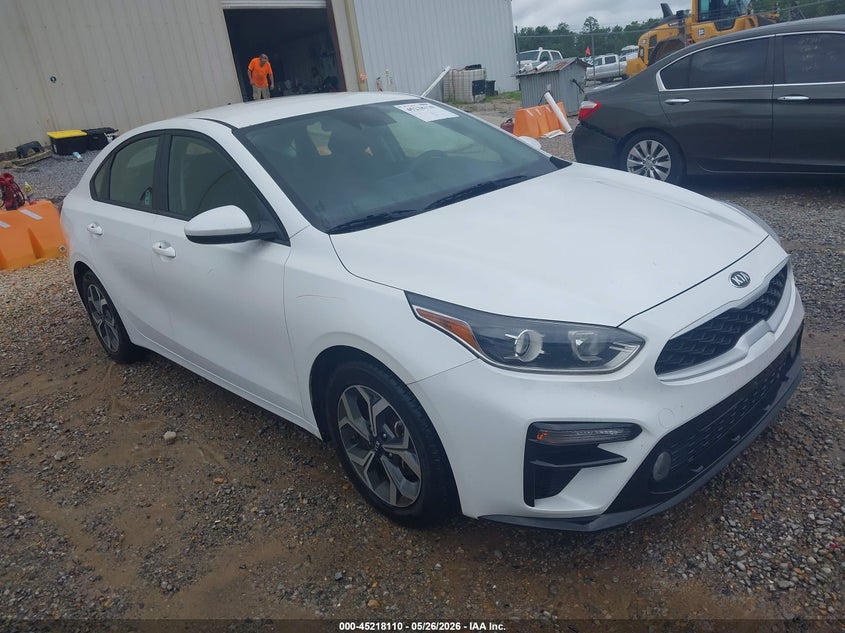 2021 Kia Forte VIN 3KPF24ADXME359964 IAAI salvage auction — ENGINE DAMAGE, Salvage Title, sold $2,375 on 2026-07-10 (photo 1)
