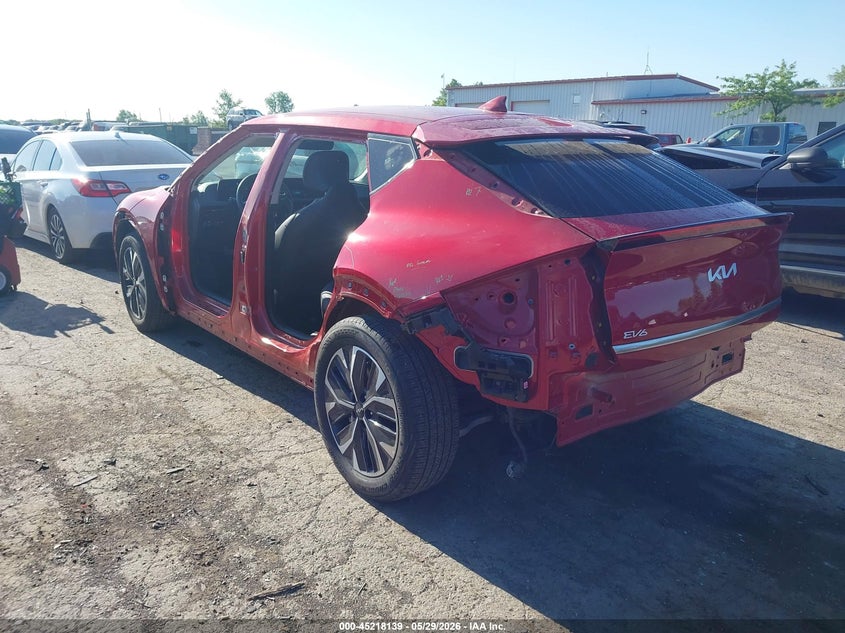 2023 Kia Ev6 VIN KNDC3DLC2P5139805 IAAI salvage auction — SIDE, Salvage Title, sold $9,100 on 2026-07-10 (photo 3)