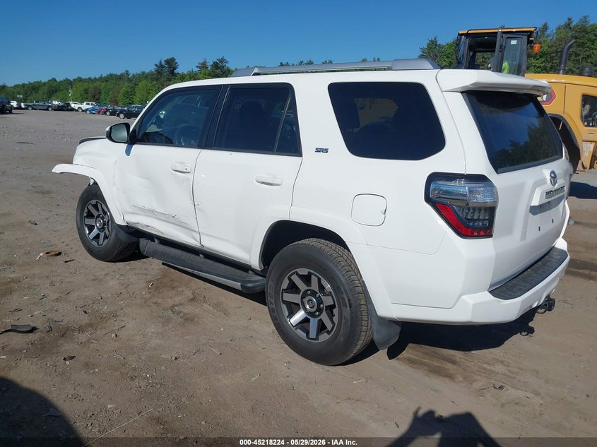 2015 Toyota 4runner VIN JTEBU5JR0F5246092 IAAI salvage auction — FRONT END, Salvage (Massachusetts), sold $12,350 on 2026-07-17 (photo 3)