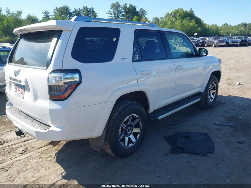 2015 Toyota 4runner VIN JTEBU5JR0F5246092 IAAI salvage auction — FRONT END, Salvage (Massachusetts), sold $12,350 on 2026-07-17 (photo 4)