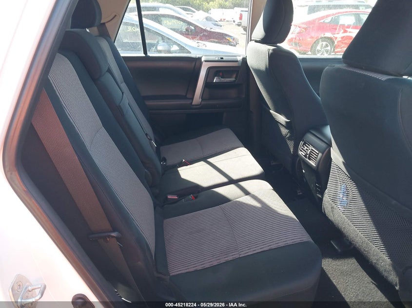 2015 Toyota 4runner VIN JTEBU5JR0F5246092 IAAI salvage auction — FRONT END, Salvage (Massachusetts), sold $12,350 on 2026-07-17 (photo 8)