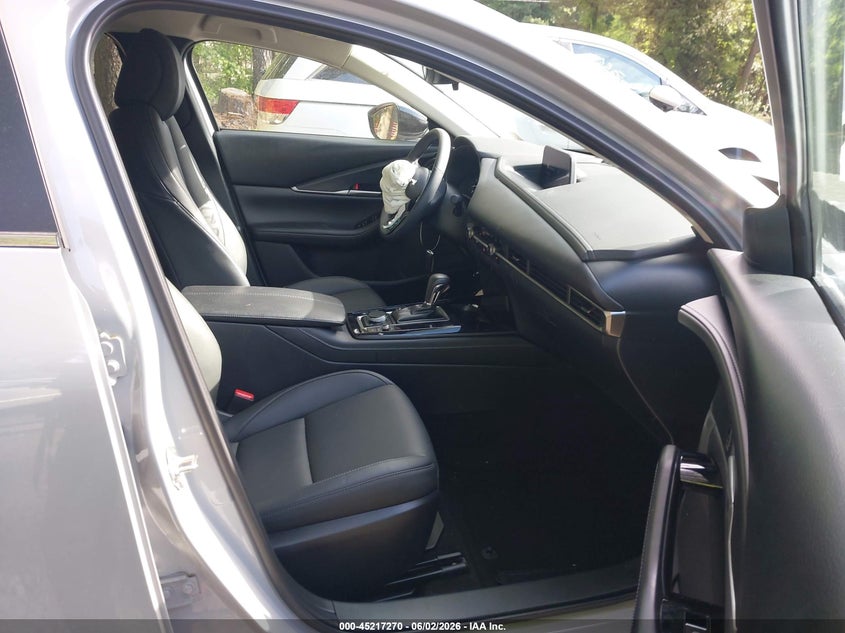 2025 Mazda Cx-30 VIN 3MVDMBBMXSM857667 IAAI salvage auction — FRONT END, Salvage Title, sold $8,300 on 2026-07-16 (photo 5)