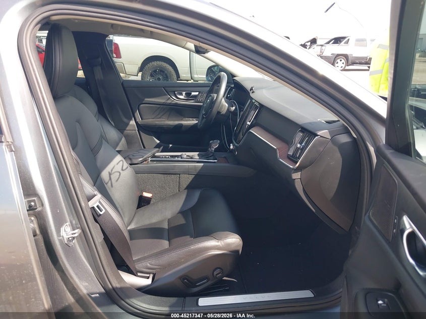 2020 Volvo S60 VIN 7JRA22TK5LG067990 IAAI salvage auction — REAR END, Wait Title, sold $6,300 on 2026-08-14 (photo 5)