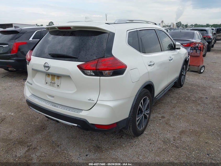 2017 Nissan Rogue VIN JN8AT2MT0HW404764 IAAI salvage auction — FRONT END, Salvage Title, sold $2,200 on 2026-07-21 (photo 4)