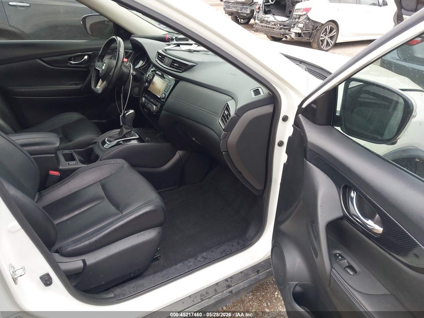 2017 Nissan Rogue VIN JN8AT2MT0HW404764 IAAI salvage auction — FRONT END, Salvage Title, sold $2,200 on 2026-07-21 (photo 5)