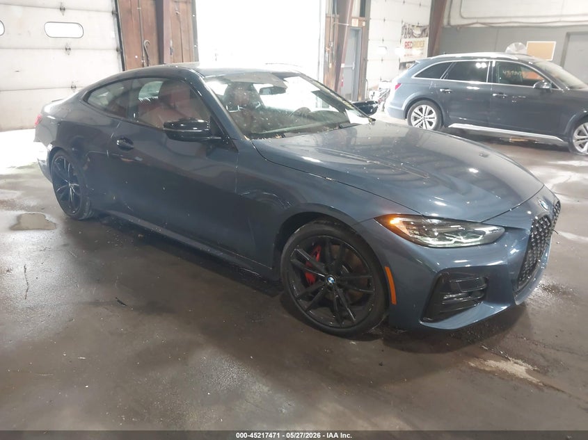 2022 BMW 4er VIN WBA73AP01NCK70844 IAAI salvage auction — SIDE, Salvage Title, sold $10,450 on 2026-08-12 (photo 1)