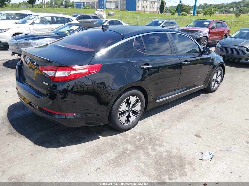 2011 Kia Optima hybrid VIN KNAGM4AD4B5002770 IAAI salvage auction — SIDE, Salvage (Missouri), sold $575 on 2026-07-07 (photo 4)