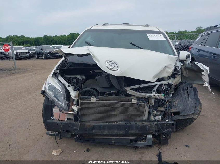 2017 Toyota Sienna VIN 5TDDZ3DCXHS184787 IAAI salvage auction — FRONT & REAR, Salvage (Ohio), sold $1,800 on 2026-07-28 (photo 6)