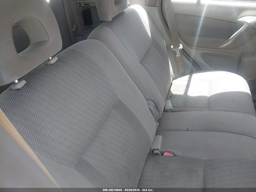 2005 Toyota Rav4 VIN JTEHD20VX50041169 IAAI salvage auction — NORMAL WEAR, Clear (New York), sold $500 on 2026-07-14 (photo 8)