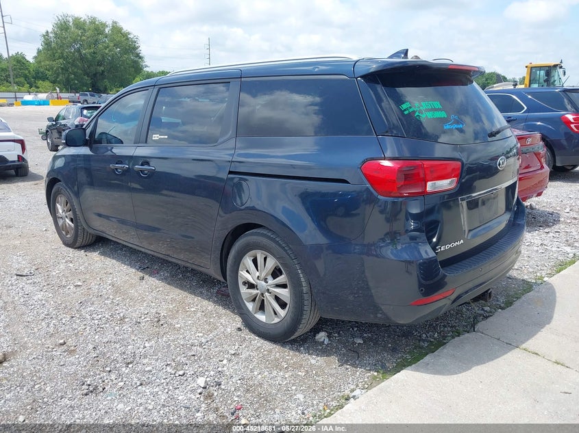 2016 Kia SEDONA VIN KNDMB5C1XG6083294 IAAI salvage auction — HAIL, Clear (Missouri), sold $1,050 on 2026-07-06 (photo 3)