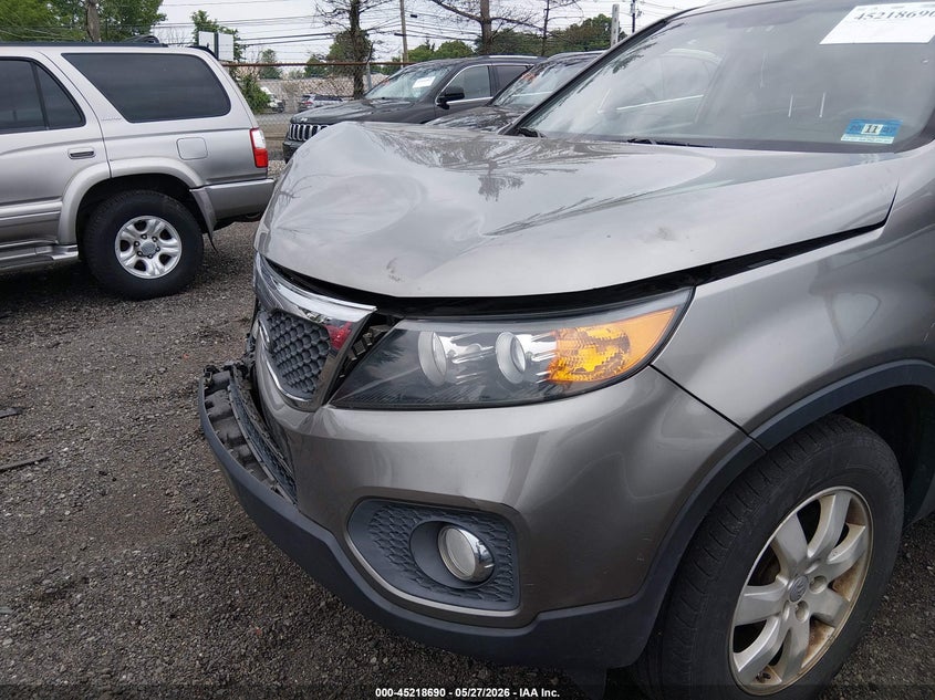 2012 Kia Sorento VIN 5XYKT3A64CG268827 IAAI salvage auction — FRONT END, Salvage (New Jersey), sold $25 on 2026-07-31 (photo 6)