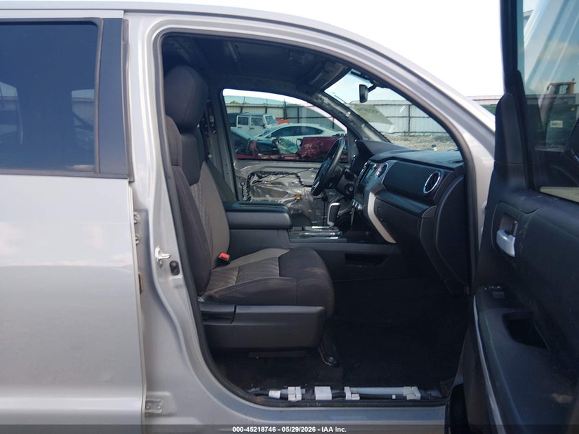 2021 Toyota Tundra VIN 5TFEY5F18MX295874 IAAI salvage auction — FRONT & REAR, Salvage (Arkansas), sold $10,100 on 2026-07-29 (photo 5)