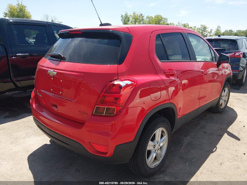 2020 Chevrolet Trax VIN KL7CJNSBXLB348917 IAAI salvage auction — HAIL, Salvage Title, sold $5,625 on 2026-07-07 (photo 4)