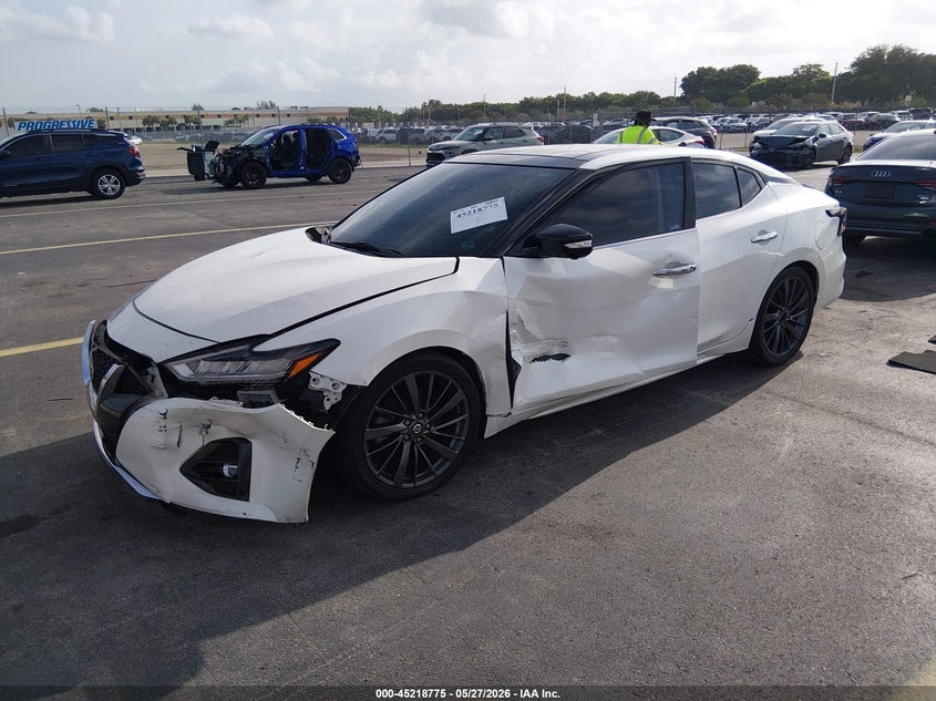 2020 Nissan Maxima VIN 1N4AA6FV3LC380709 IAAI salvage auction — SIDE, Salvage Title, sold $3,050 on 2026-07-12 (photo 2)