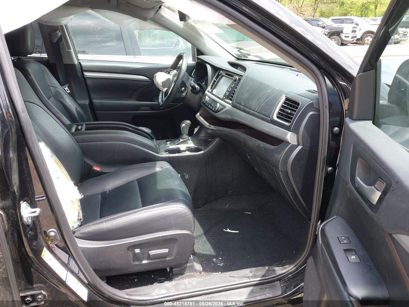 2019 Toyota Highlander VIN 5TDJZRFHXKS606174 IAAI salvage auction — FRONT END, Salvage Title, sold $6,500 on 2026-07-14 (photo 5)
