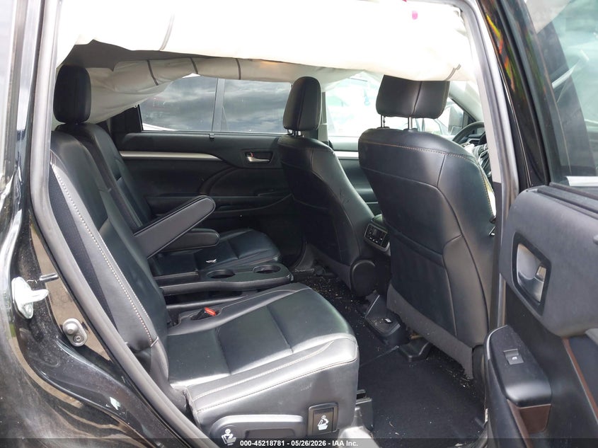 2019 Toyota Highlander VIN 5TDJZRFHXKS606174 IAAI salvage auction — FRONT END, Salvage Title, sold $6,500 on 2026-07-14 (photo 8)