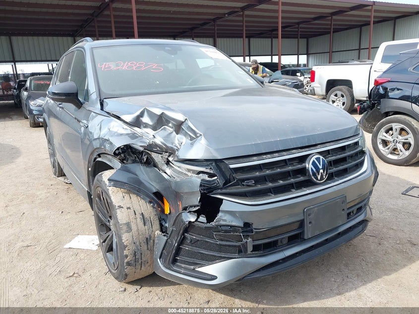 2023 Volkswagen Tiguan VIN 3VVCB7AX0PM070201 — IAAI salvage auction photo