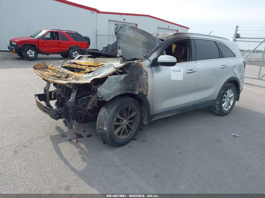 2016 Kia Sorento VIN 5XYPGDA38GG082980 IAAI salvage auction — TOTAL BURN, Salvage Title, sold $275 on 2026-07-16 (photo 2)