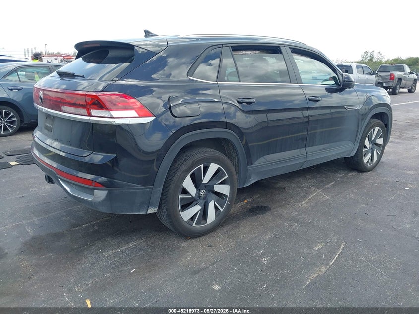 2024 Volkswagen Atlas cross sport VIN 1V2WE2CA2RC261894 IAAI salvage auction — LEFT FRONT, Rebuildable (Florida), sold $10,575 on 2026-08-01 (photo 4)