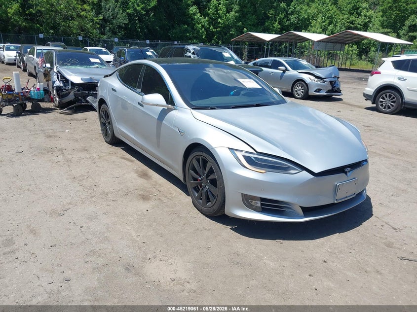 2017 Tesla Model s VIN 5YJSA1E22HF183744 IAAI salvage auction — FRONT & REAR, Salvage Title, sold $6,975 on 2026-07-23 (photo 1)